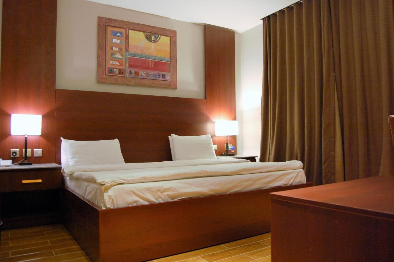 R & K Guest Palace Ξενοδοχείο Kano Εξωτερικό φωτογραφία